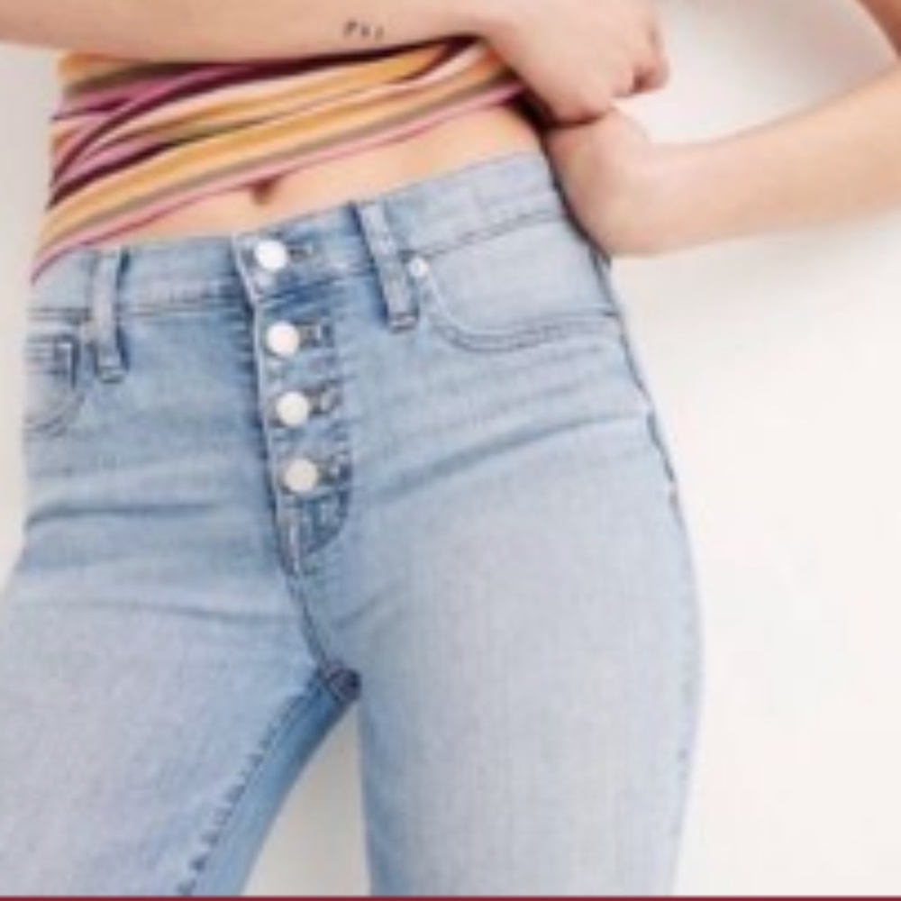 Madewell 9" High-rise skinny crop jeans with button front  Size 28